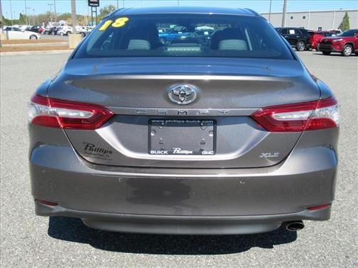 2018 Toyota Camry LE