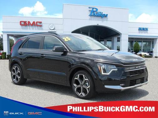 Aurora Black Pearl 2025 Kia Niro Touring
