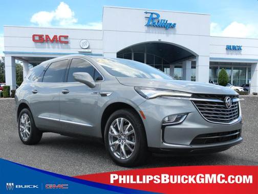 Moonstone Gray Metallic 2023 Buick Enclave Essence FWD