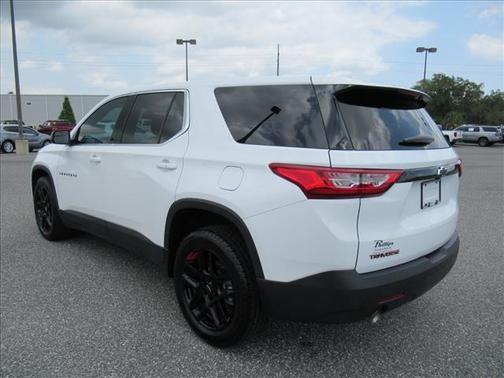 Summit White 2021 Chevrolet Traverse LS
