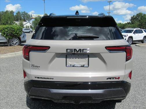 2026 GMC Terrain AWD AT4