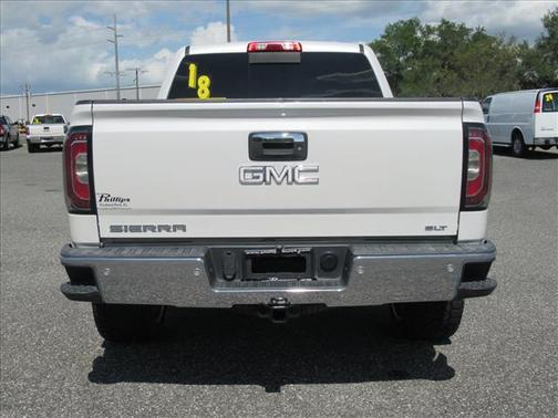 White Frost Tricoat 2018 GMC Sierra 1500 SLT