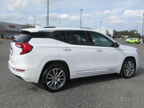 2022 GMC Terrain Denali