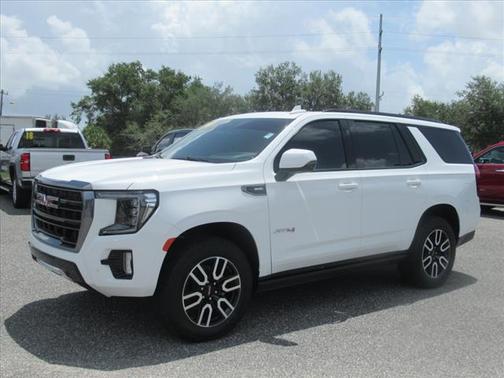 2024 GMC Yukon 4WD AT4
