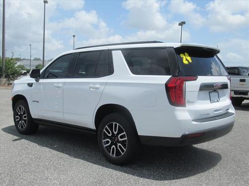2024 GMC Yukon 4WD AT4