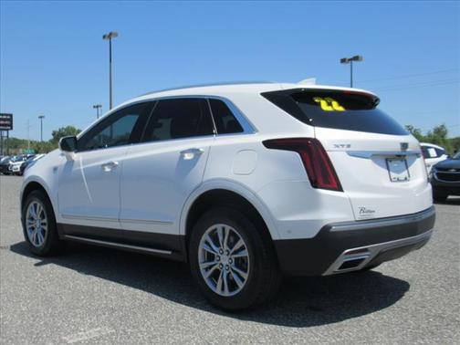 2022 Cadillac XT5 Premium Luxury