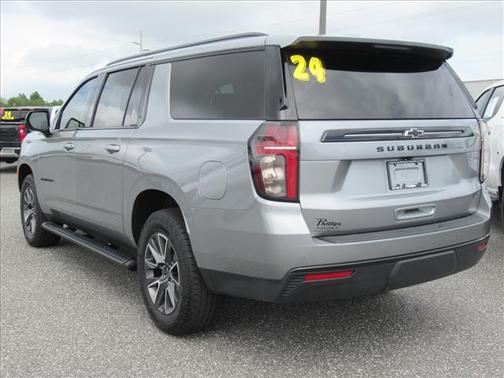 Sterling Gray Metallic 2024 Chevrolet Suburban 4WD Z71