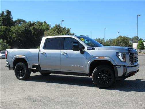 2024 GMC Sierra 2500 AT4