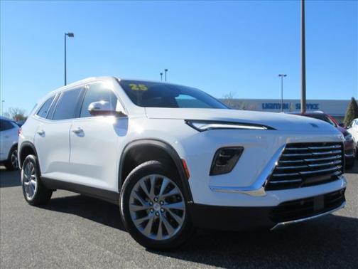 2025 Buick Enclave Preferred FWD