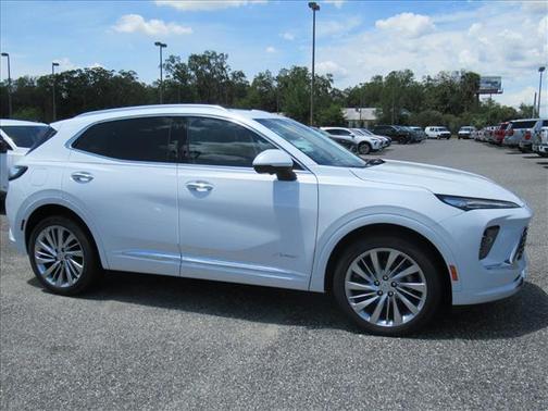 Iridescent White Tricoat 2026 Buick Envision Avenir AWD