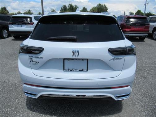 Iridescent White Tricoat 2026 Buick Envision Avenir AWD