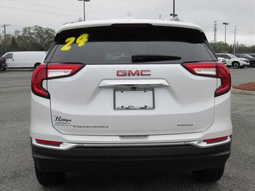 2024 GMC Terrain SLT