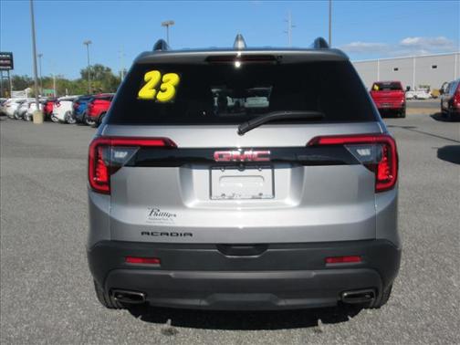 2023 GMC Acadia FWD SLT