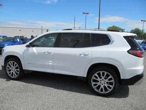 2025 GMC Acadia Denali