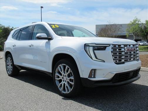 2025 GMC Acadia Denali