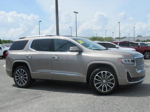 2022 GMC Acadia Denali