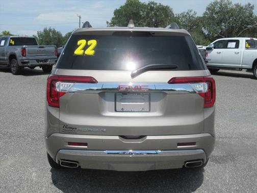 2022 GMC Acadia Denali