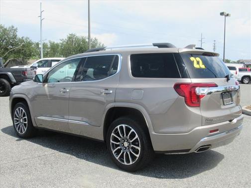 2022 GMC Acadia Denali