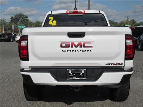2024 GMC Canyon AT4X