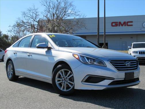 2016 Hyundai SONATA SE