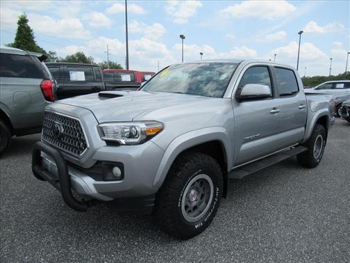 Silver Sky Metallic 2019 Toyota Tacoma SR5