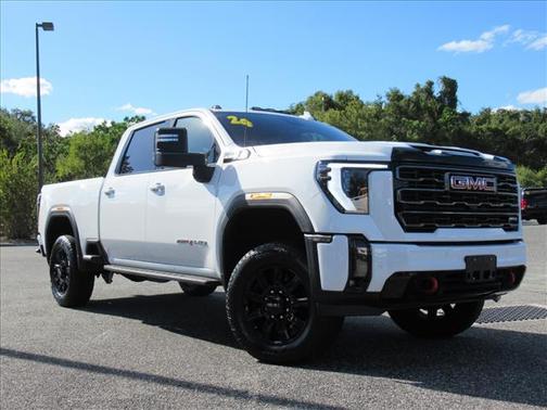 2024 GMC Sierra 2500 AT4