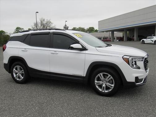 Summit White 2022 GMC Terrain SLE