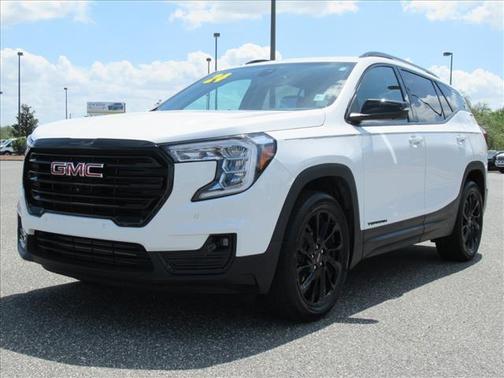 Summit White 2024 GMC Terrain SLT
