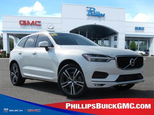 2018 Volvo XC60 T6 Momentum