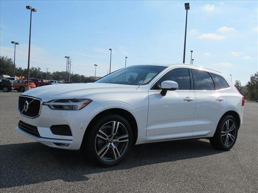 2018 Volvo XC60 T6 Momentum