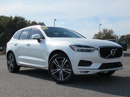 2018 Volvo XC60 T6 Momentum