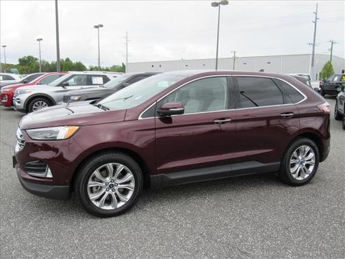 Burgundy Velvet Metallic Tinted Clearcoat 2019 Ford Edge Titanium