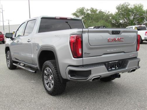 Sterling Metallic 2024 GMC Sierra 1500 AT4