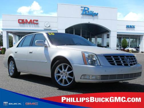 2010 Cadillac DTS Luxury Collection