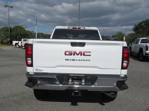 2026 GMC Sierra 2500 Base