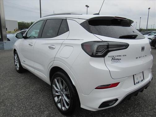 White Frost Tricoat 2024 Buick Encore GX Avenir