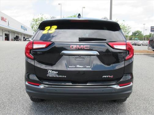 2023 GMC Terrain AWD AT4