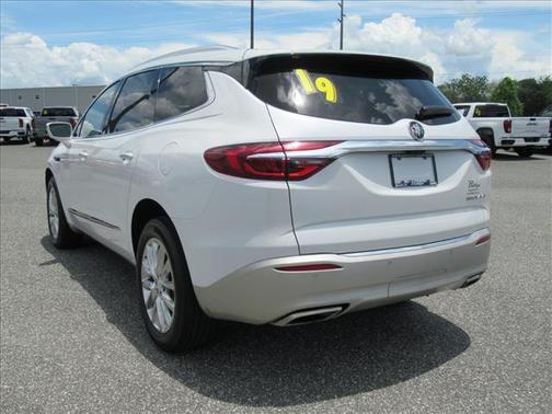 Includes Satin Nickel Lower Exterior Accent Color.) 2019 Buick Enclave Premium
