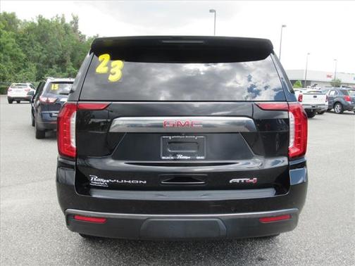 2023 GMC Yukon 4WD AT4