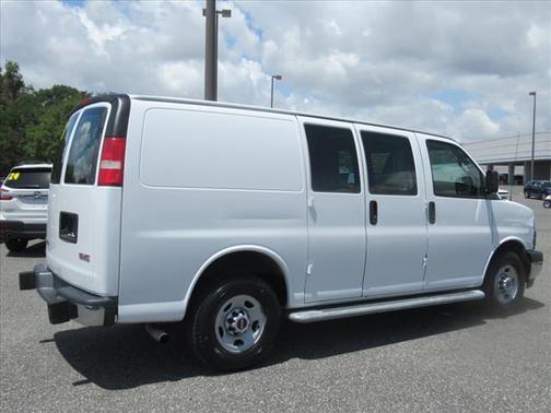 2017 GMC Savana 2500 Work Van