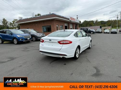 2014 Ford Fusion SE