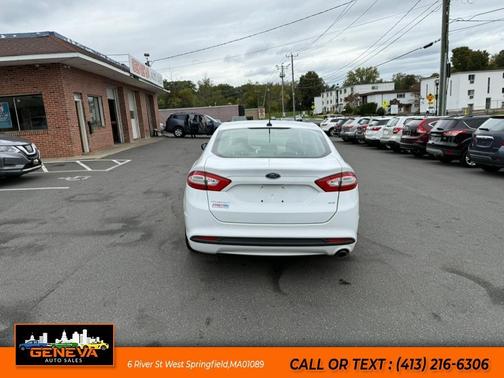 2014 Ford Fusion SE