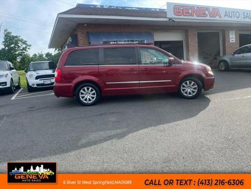 2015 Chrysler Town & Country Touring