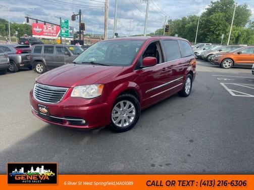 2015 Chrysler Town & Country Touring
