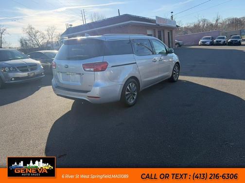 Bright Silver 2015 Kia Sedona SX