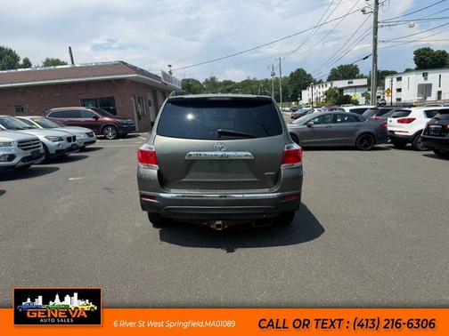 Cypress Pearl 2011 Toyota Highlander SE