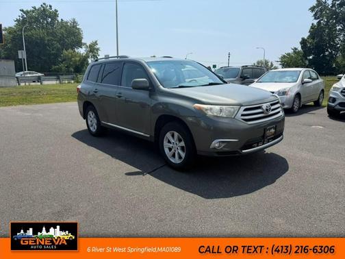 Cypress Pearl 2011 Toyota Highlander SE