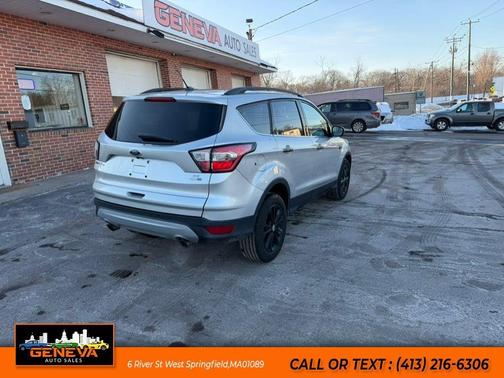 2017 Ford Escape SE