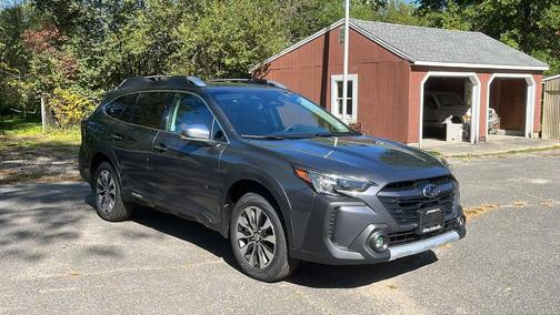 2025 Subaru Outback Touring XT
