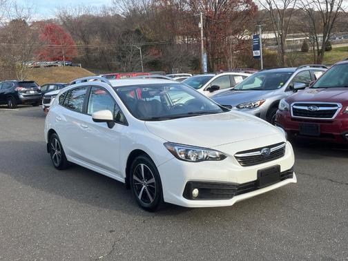 2023 Subaru Impreza Premium